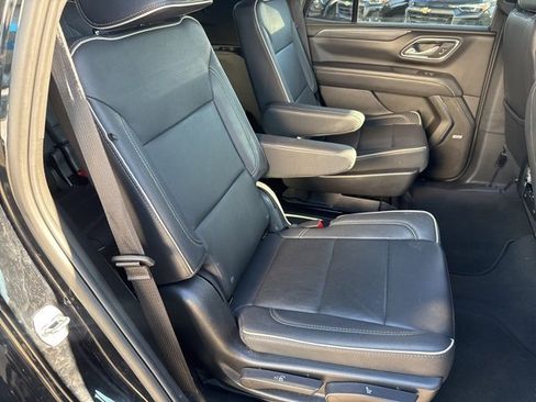 Used 2023 GMC Yukon SLT image 10