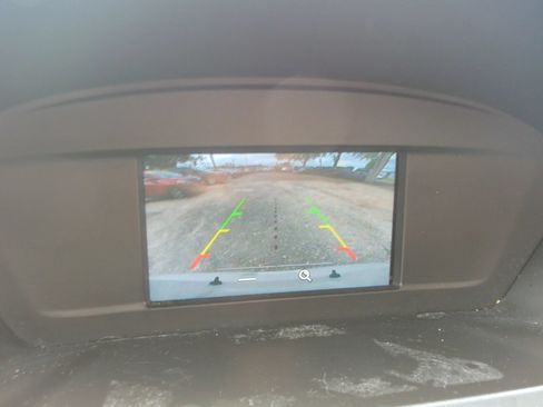 Used 2018 Ford Escape SE FWD image 24