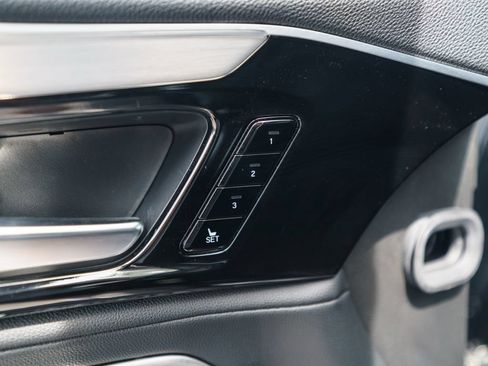 Certified 2024 Acura MDX SH-AWD image 26