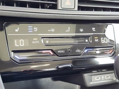 New 2026 Volkswagen Jetta SEL image 18