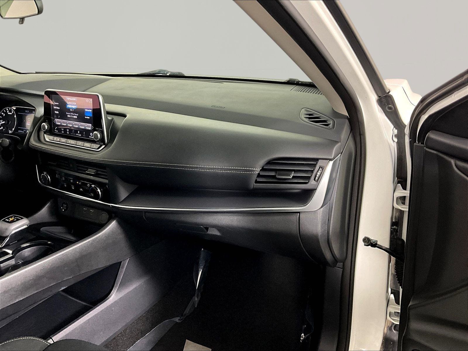 Certified 2024 Nissan Rogue S AWD/4WD image 26