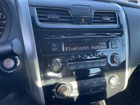 Used 2015 Nissan Altima 2.5 S image 11