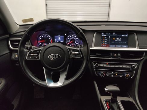 Used 2019 Kia Optima S FWD image 22