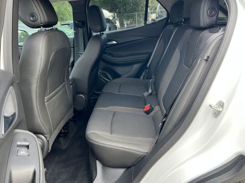 Used 2025 Buick Encore GX Preferred image 33