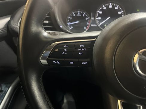 Used 2024 MAZDA MAZDA3 s FWD image 22