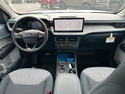 New 2026 Ford Maverick XLT w/ XLT Luxury Package FWD image 21