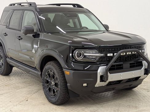 New 2025 Ford Bronco Sport Outer Banks w/ Sasquatch Outer Banks Package image 7