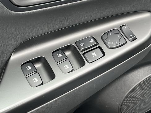 Used 2021 Hyundai Kona Limited image 15