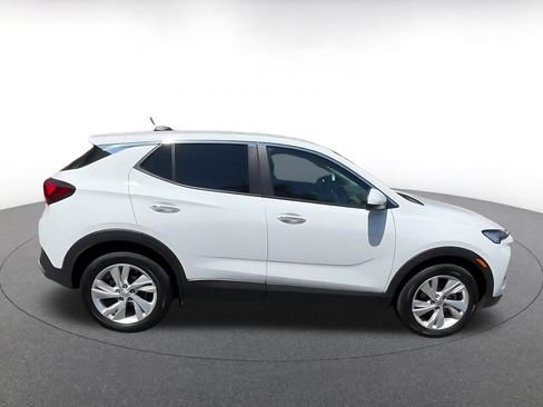 Used 2025 Buick Encore GX Preferred FWD image 13