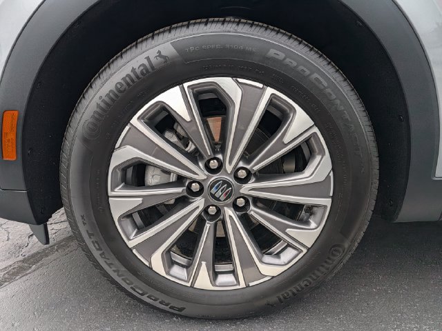 Used 2024 Buick Envision Preferred AWD/4WD image 28