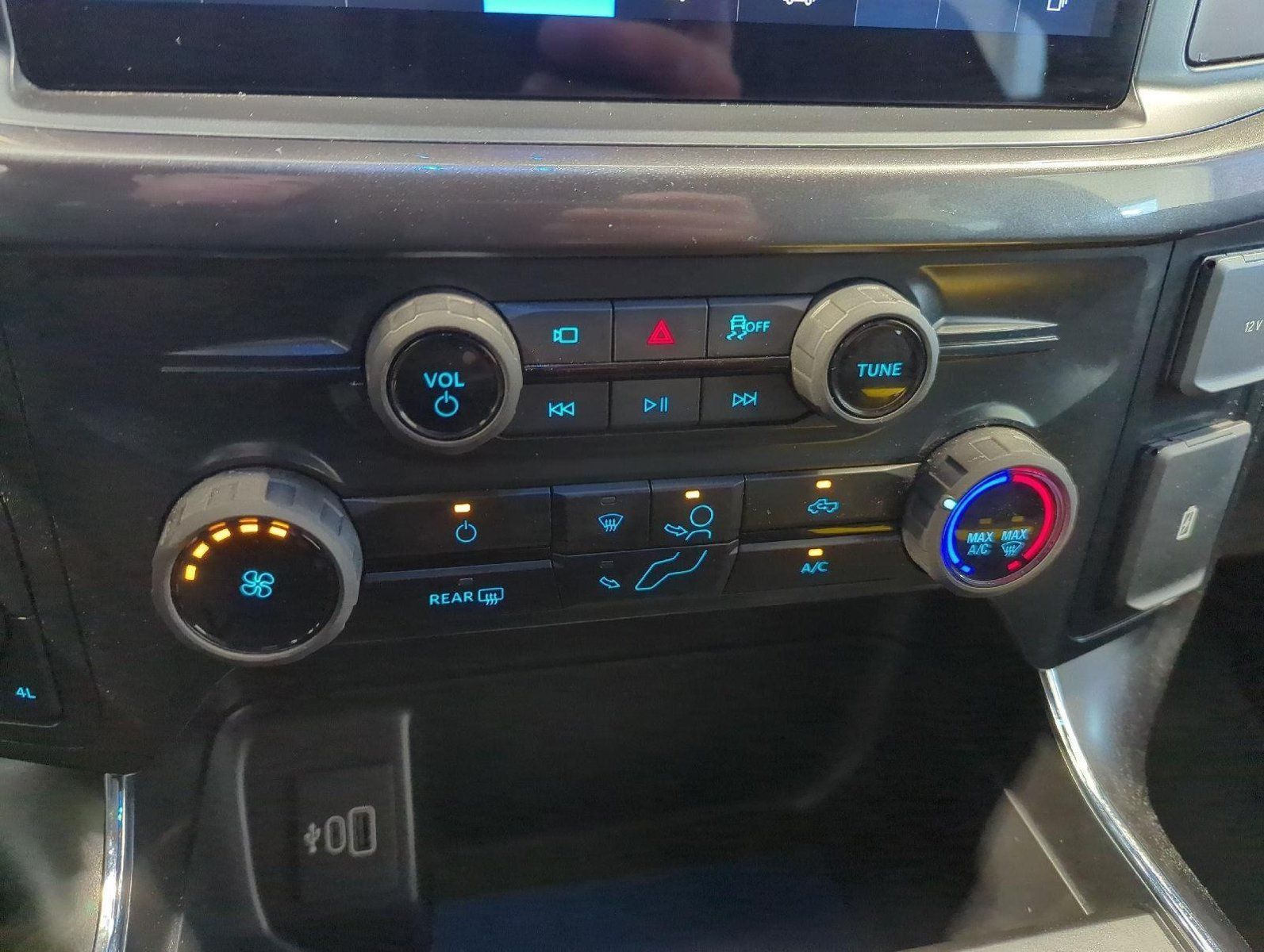 Used 2025 Ford F150 STX AWD/4WD image 52