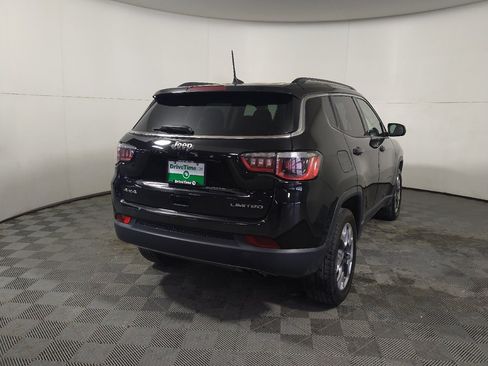 Used 2017 Jeep Compass Limited AWD/4WD image 7