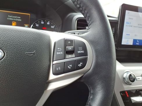 Used 2023 Ford Explorer XLT w/ Equipment Group 202A AWD/4WD image 16