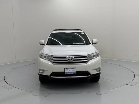 Used 2012 Toyota Highlander Limited w/ Tow Pkg AWD/4WD image 8