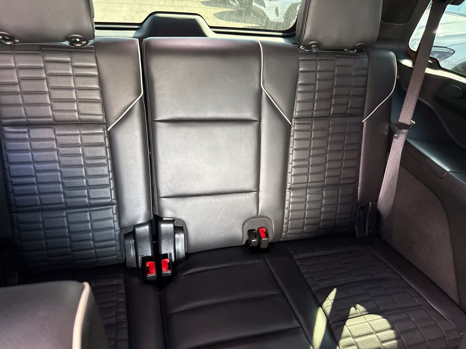 Used 2023 Cadillac Escalade V AWD/4WD image 30