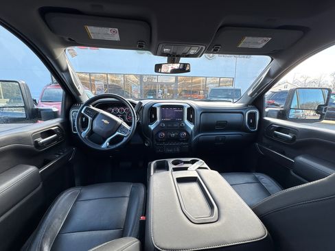 Used 2020 Chevrolet Silverado 3500 LTZ w/ Gooseneck/5TH Wheel Package image 11