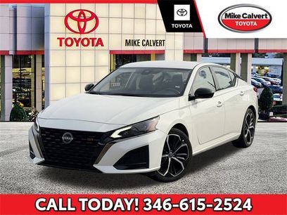 Used 2025 Nissan Altima 2.5 SR