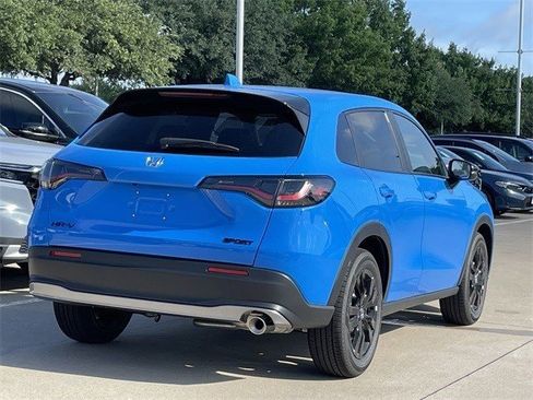 New 2026 Honda HR-V Sport image 4