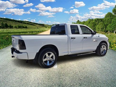 Certified 2018 RAM 1500 Express image 6