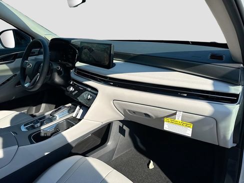 Certified 2026 INFINITI QX60 Luxe w/ Cargo Package FWD image 33