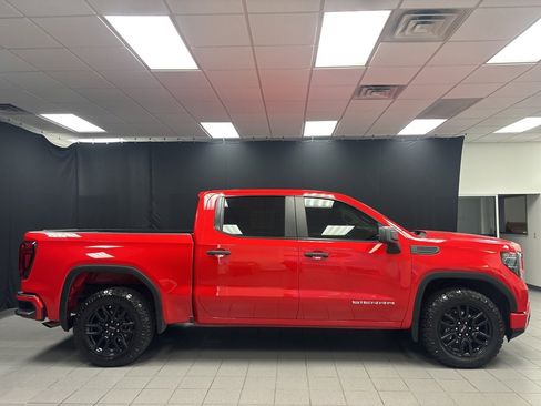 Used 2024 GMC Sierra 1500 Pro w/ Graphite Edition image 2