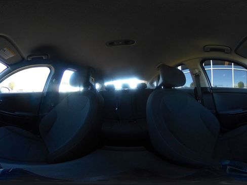 Used 2025 Kia K4 LXS image 41