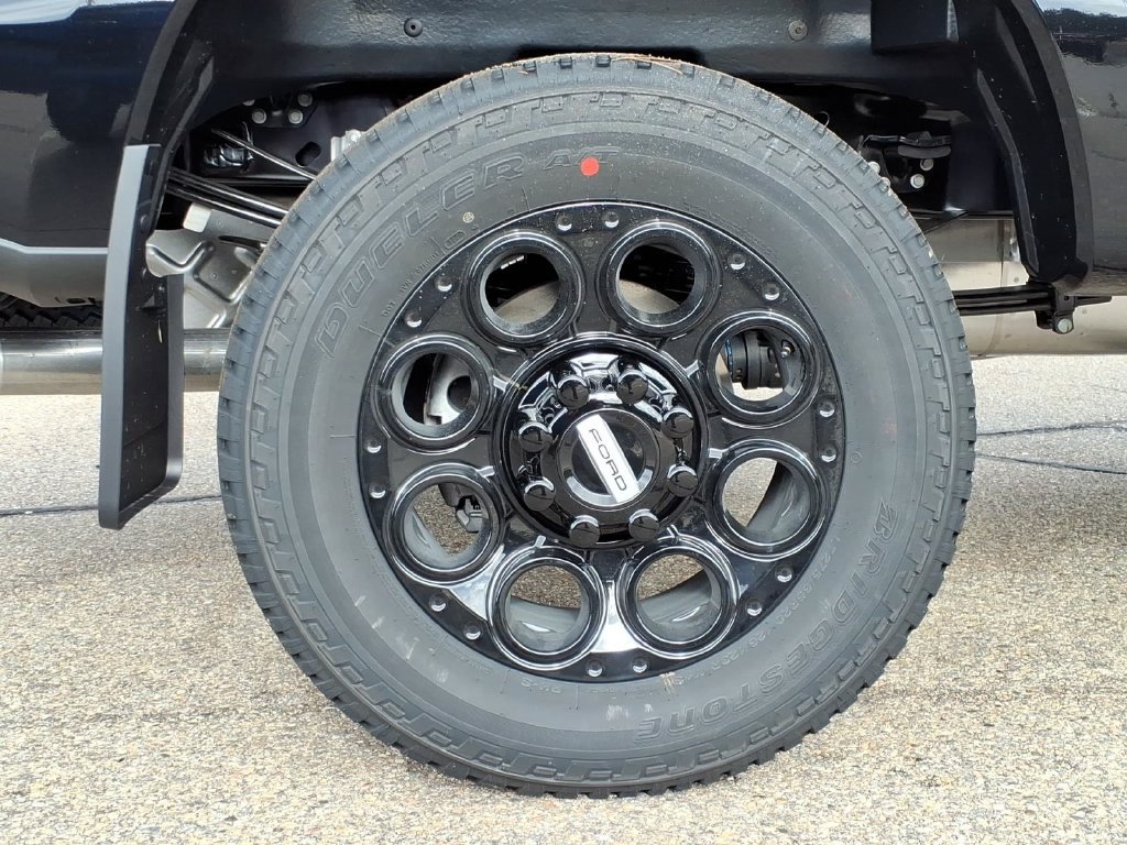 New 2027 Ford F250 Lariat w/ Black Appearance Package AWD/4WD image 11