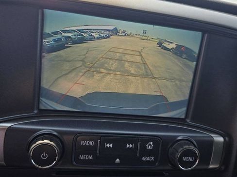 Used 2018 Chevrolet Silverado 1500 LT w/ LT Eassist Package image 23