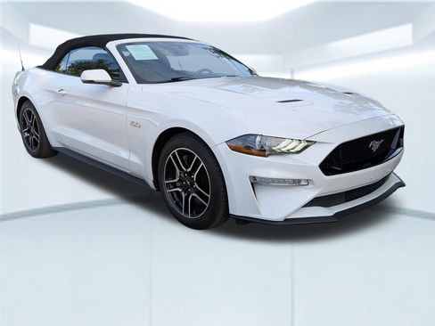 Used 2018 Ford Mustang GT Premium image 12