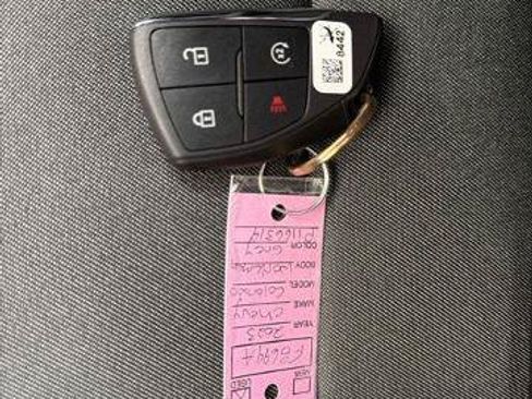 Used 2023 Chevrolet Colorado W/T AWD/4WD image 25