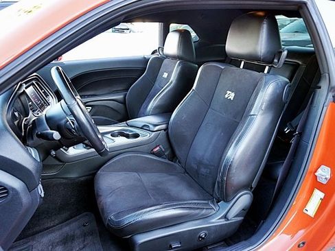 Used 2018 Dodge Challenger T/A image 17