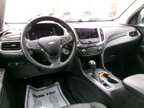 Used 2021 Chevrolet Equinox Premier FWD image 18