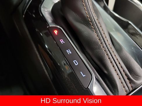 Used 2020 Chevrolet Blazer Premier w/ Driver Confidence II Package FWD image 17