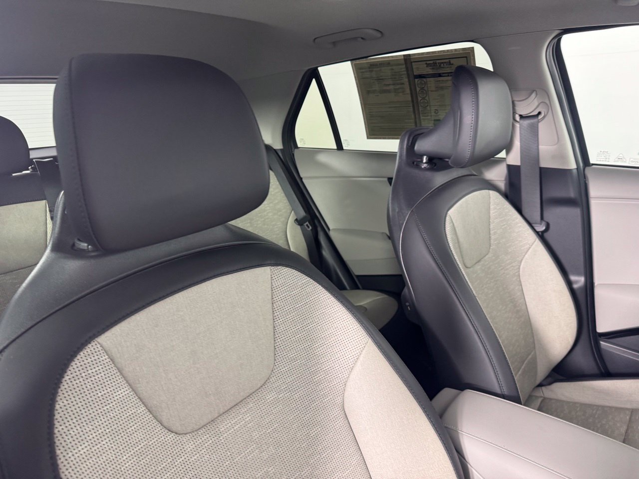 Used 2023 Kia Niro Wave w/ Wave Preserve Package FWD image 35