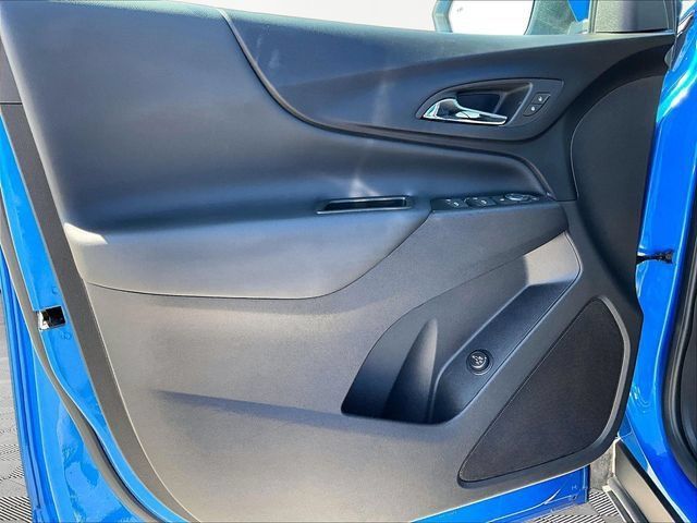 Used 2024 Chevrolet Equinox LT FWD image 9