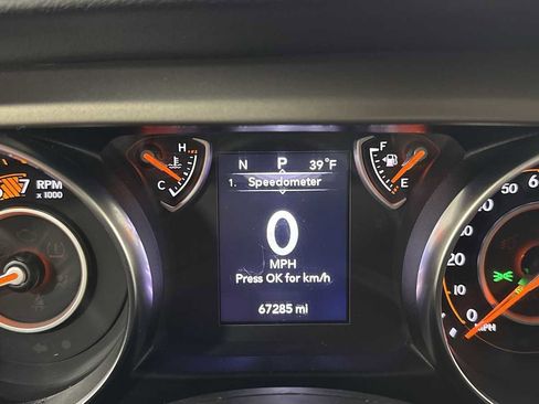 Used 2020 Jeep Wrangler Unlimited Sport S image 17