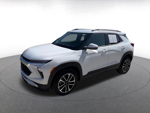 Used 2025 Chevrolet TrailBlazer LT FWD image 10