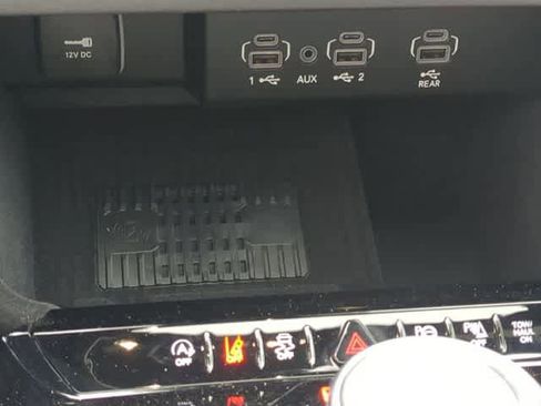 New 2026 Jeep Grand Wagoneer Limited AWD/4WD image 34