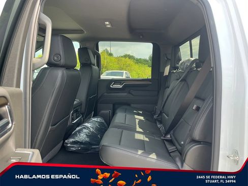 New 2026 GMC Sierra 2500 Denali w/ Denali Reserve Package AWD/4WD image 12
