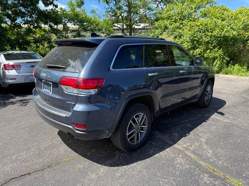 Used 2021 Jeep Grand Cherokee Limited AWD/4WD image 3