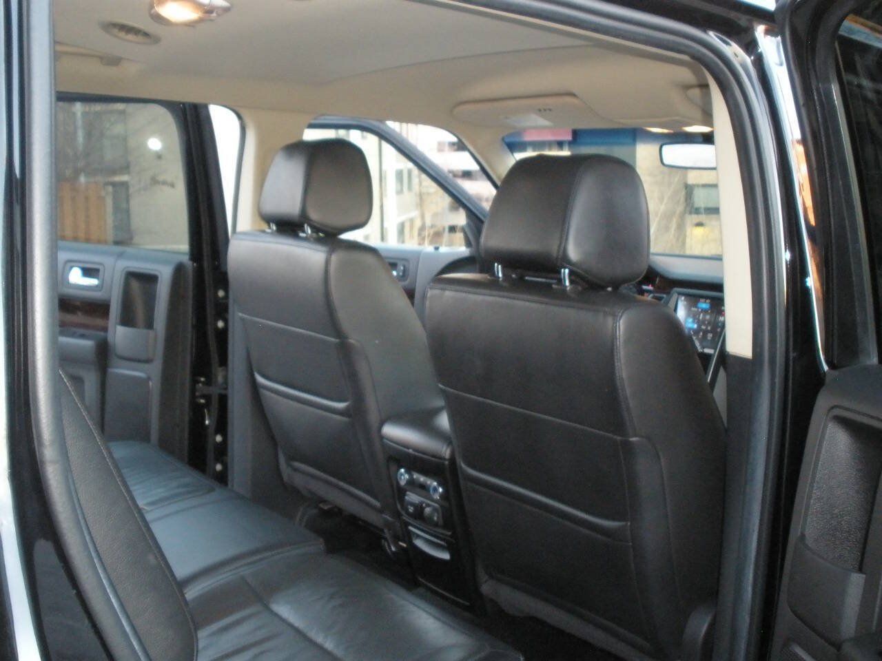 Used 2019 Ford Flex Limited AWD/4WD image 36