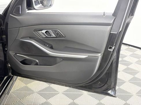 Used 2025 BMW 330i xDrive Sedan image 16