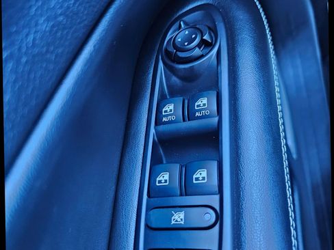 Used 2021 Jeep Compass Latitude w/ Driver Assistance Group image 24