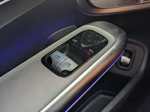Certified 2024 Mercedes-Benz CLE 300 4MATIC Coupe image 8