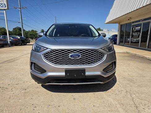 Used 2024 Ford Edge SEL image 2