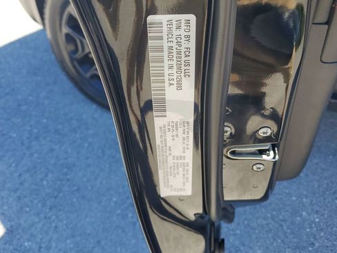 Used 2021 Jeep Cherokee Trailhawk w/ Sun, Sound & Nav Group image 54