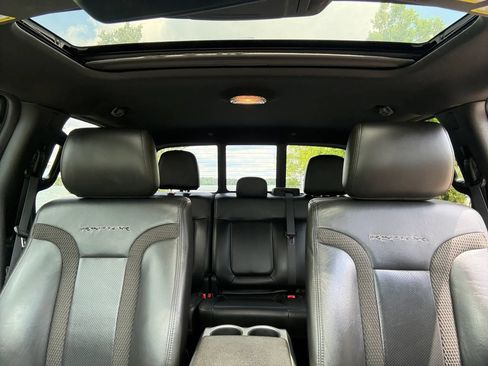 Used 2014 Ford F150 Raptor w/ Equipment Group 801A Luxury AWD/4WD image 22