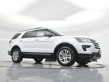 Certified 2018 Ford Explorer XLT w/ Equipment Group 202A image 4