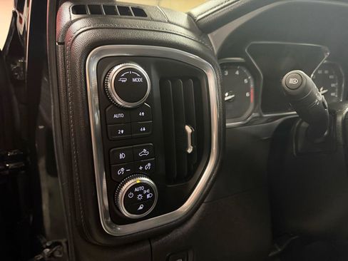Used 2021 GMC Sierra 1500 Denali w/ Driver Alert Package II AWD/4WD image 29