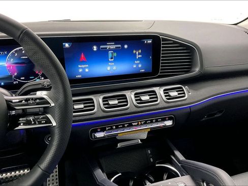 New 2026 Mercedes-Benz GLS 450 4MATIC image 6